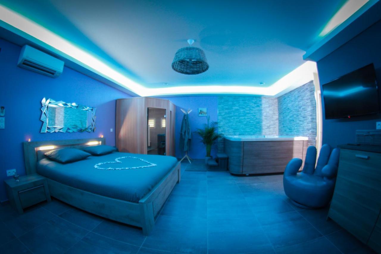 Nuit Vip Spa Sauna Privatif Le Rove Екстериор снимка